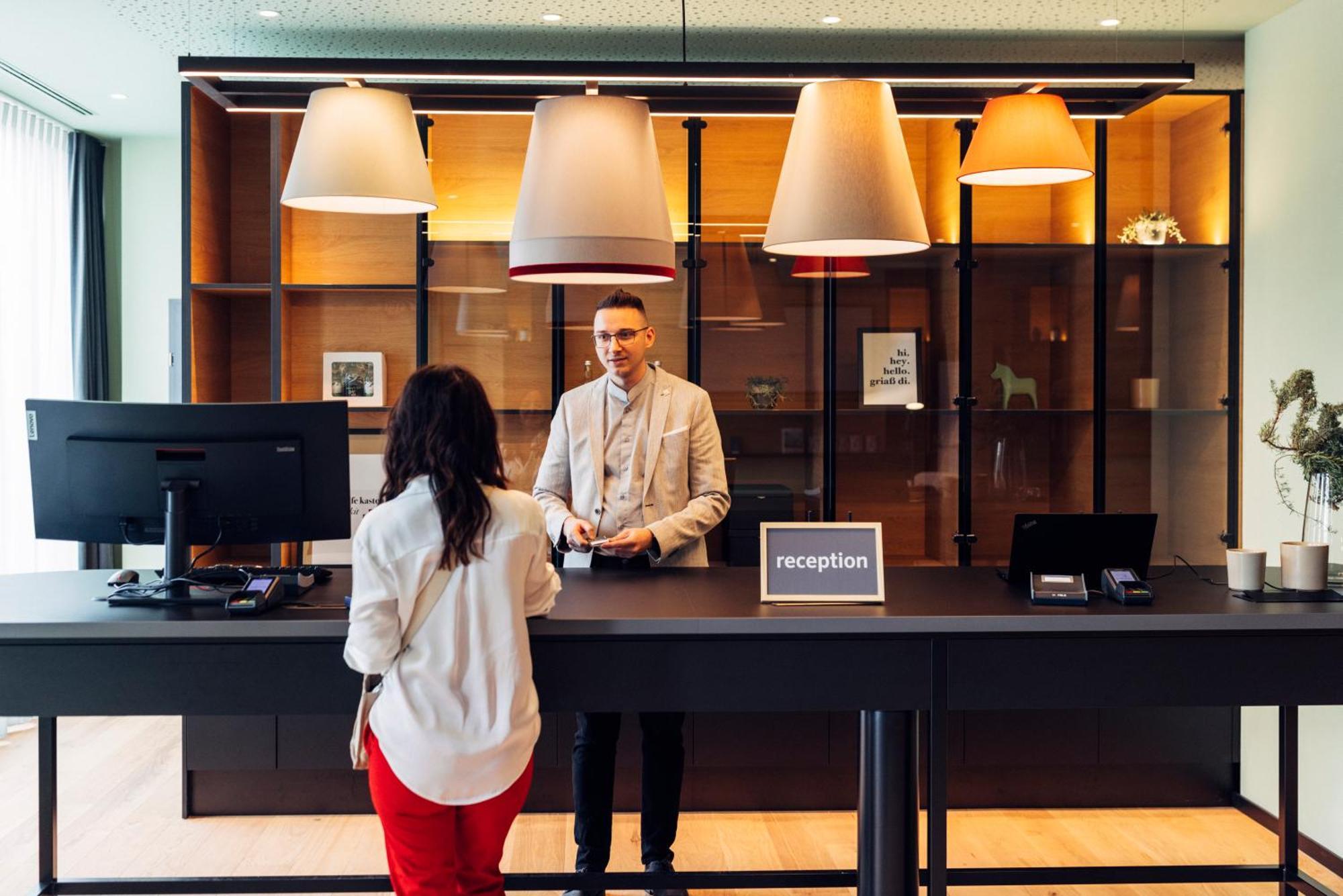 Harry'S Home Villach Hotel & Apartments Экстерьер фото
