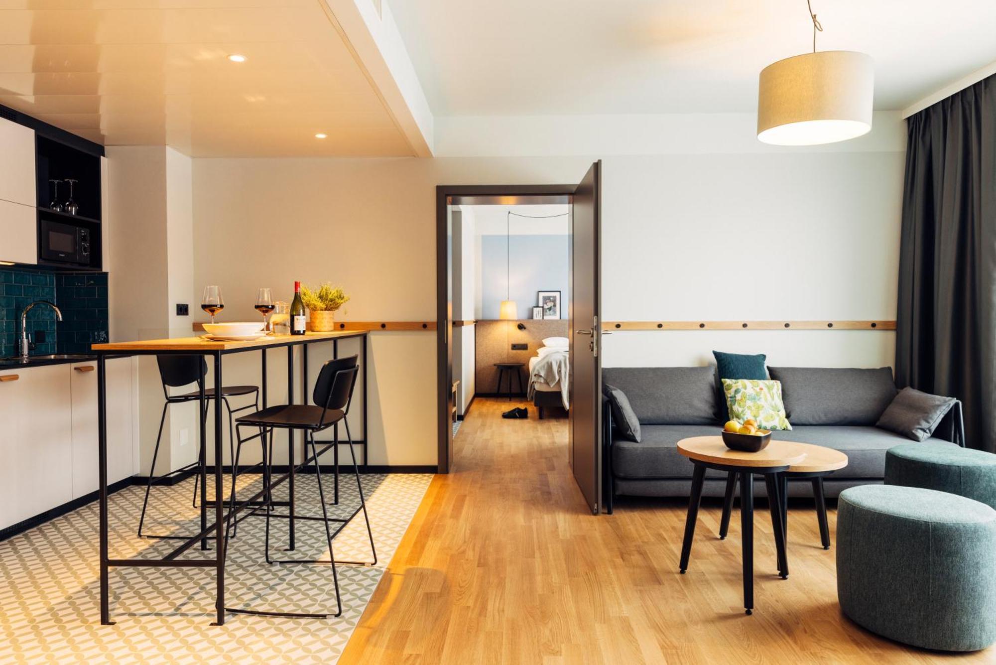 Harry'S Home Villach Hotel & Apartments Экстерьер фото