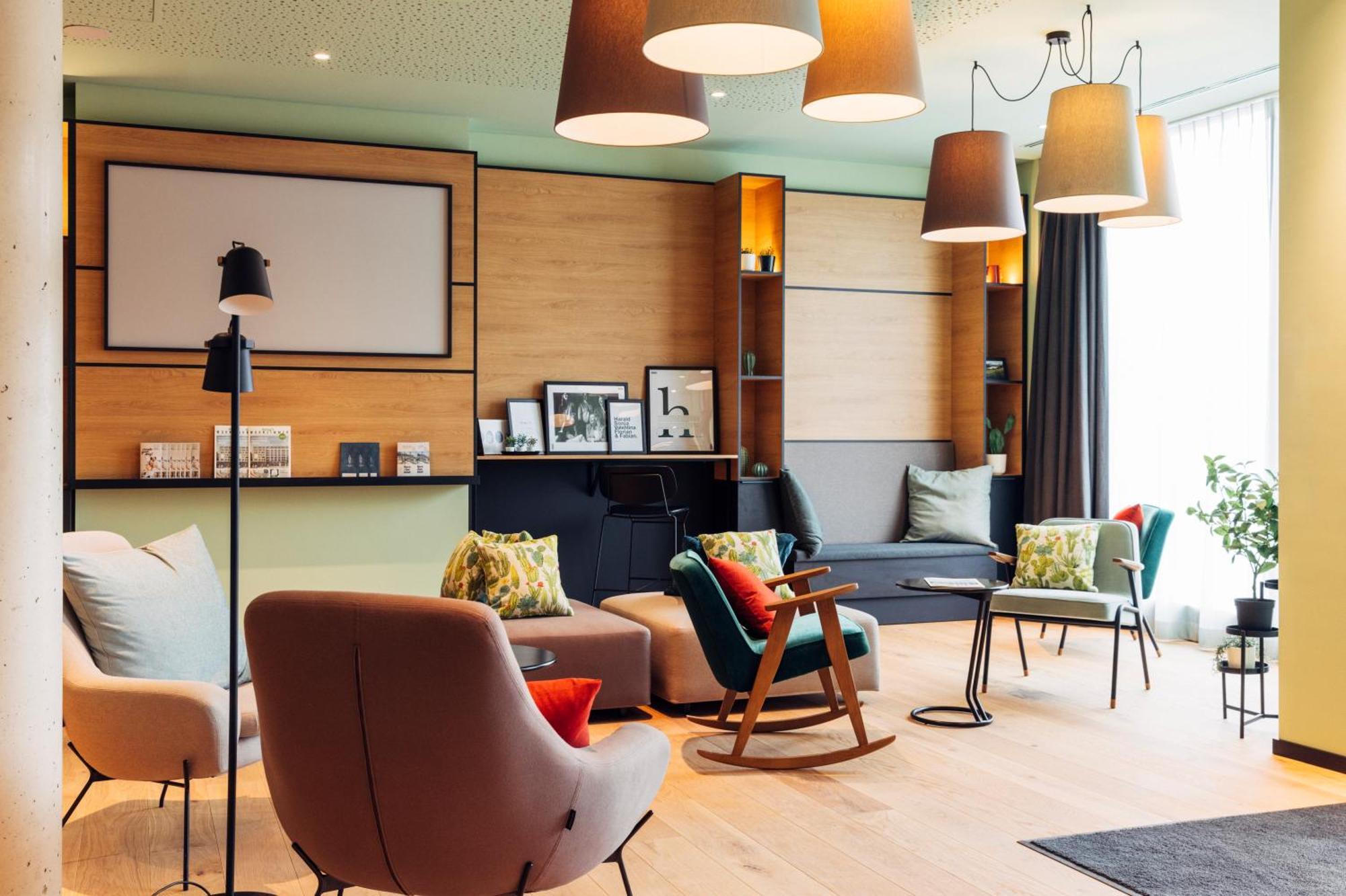 Harry'S Home Villach Hotel & Apartments Экстерьер фото