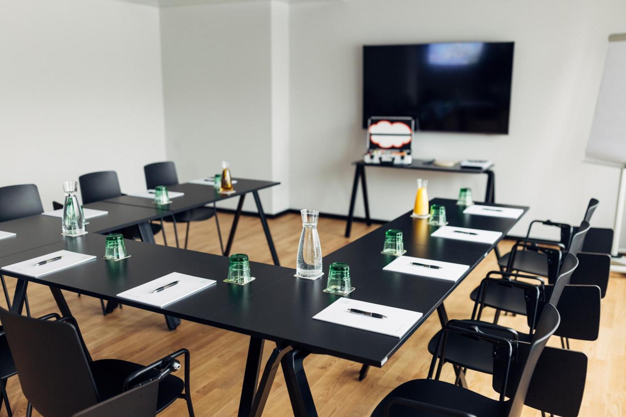 Harry'S Home Villach Hotel & Apartments Экстерьер фото