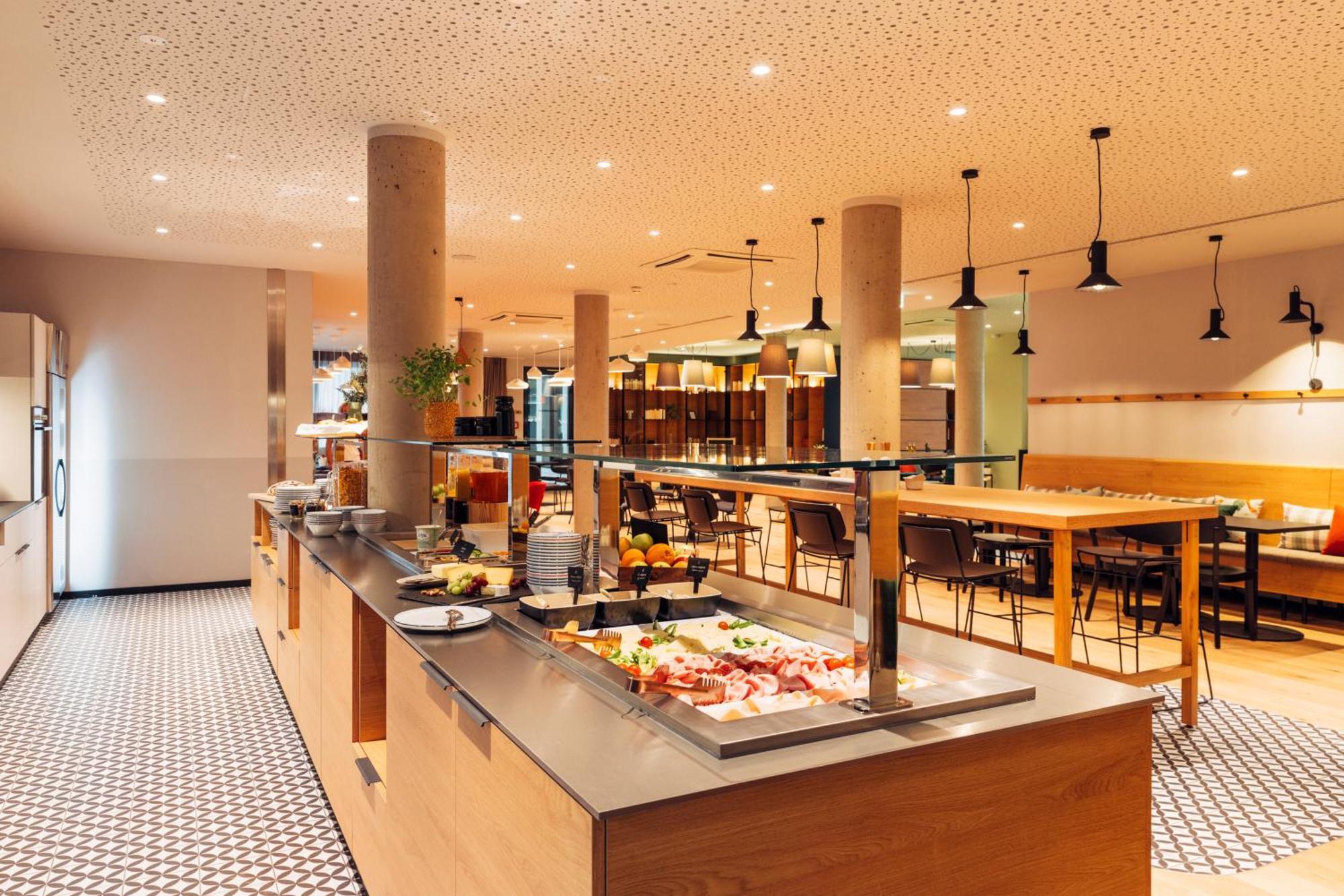 Harry'S Home Villach Hotel & Apartments Экстерьер фото